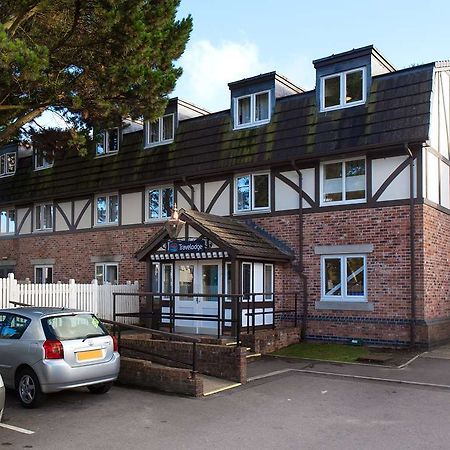 Travelodge Bournemouth Cooper Dean Buitenkant foto